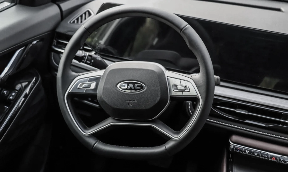 کی ام سی SR6 اردیبهشت