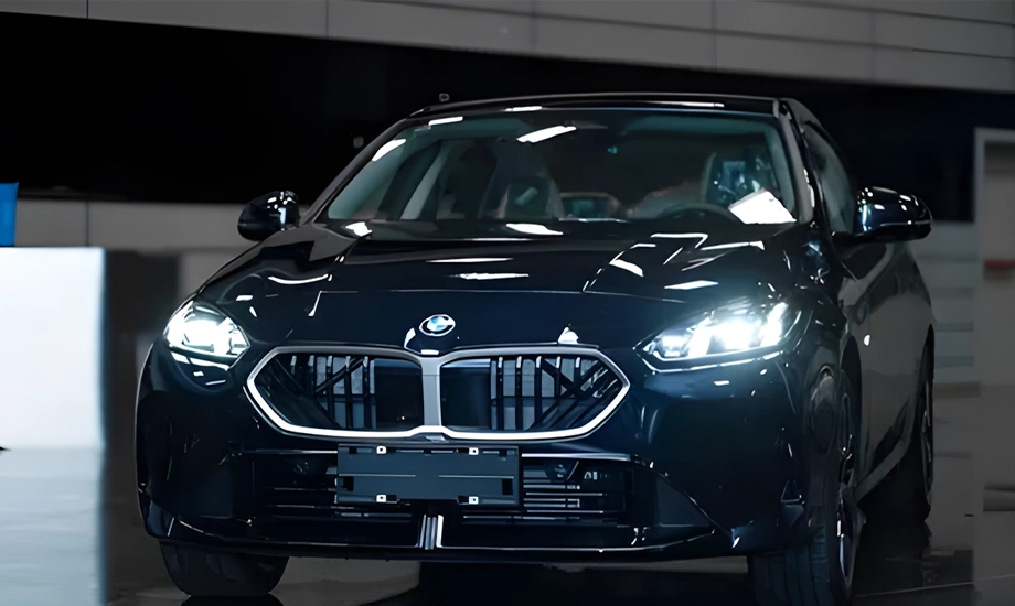 بی ام و 225L Msport اردیبهشت